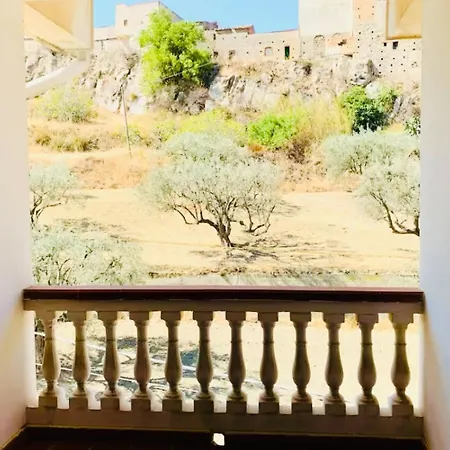 Apartament Casa Tra Gli Ulivi A In Reggio Calabria *