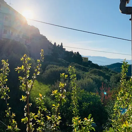 Apartament Casa Tra Gli Ulivi A In Reggio Calabria *