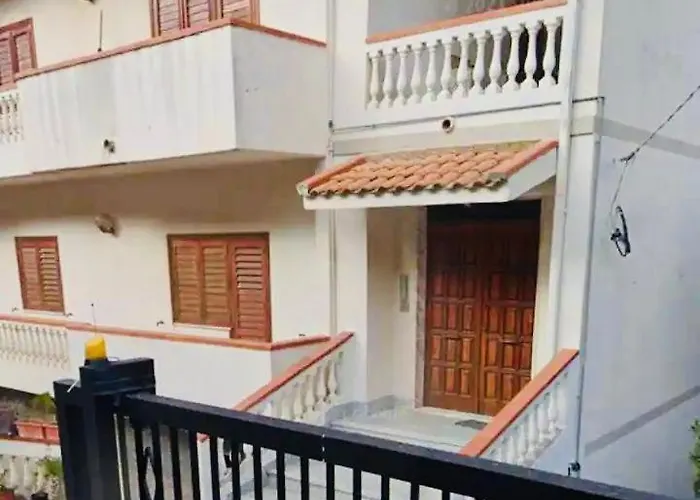 Casa Tra Gli Ulivi A In Reggio Calabria דירה Motta San Giovanni
